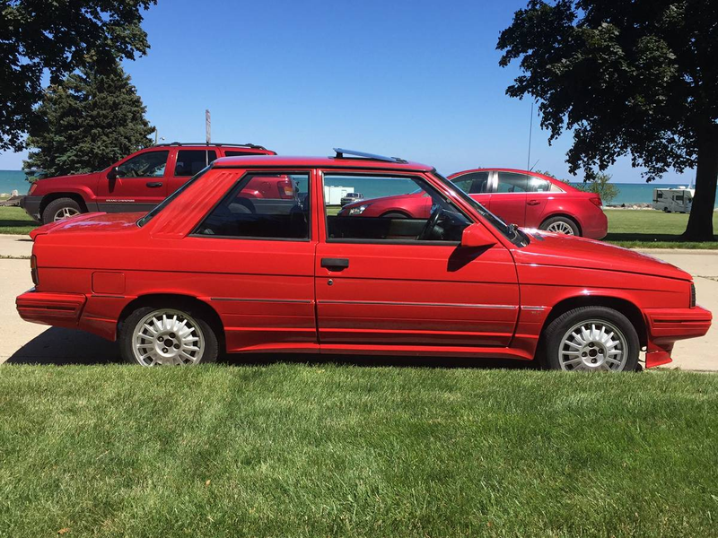 Illustration for article titled For $1,900, Could You Align Yourself With This 1987 Renault Alliance GTA?